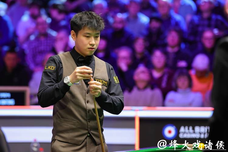 斯诺克英锦赛-赵心童6-1大胜龙泽煌 晋级16强