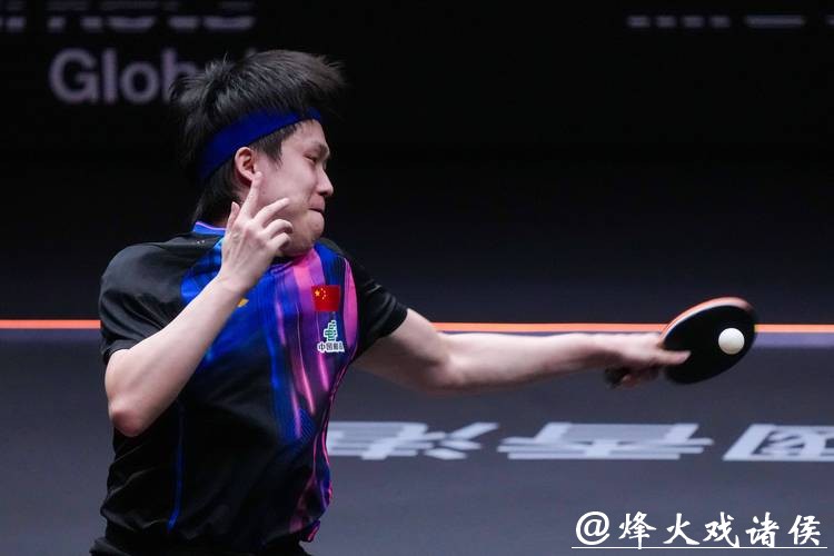 王楚钦半小时速胜 晋级WTT总决赛男单4强 王楚钦半小时速胜 晋级WTT总决赛男单4强