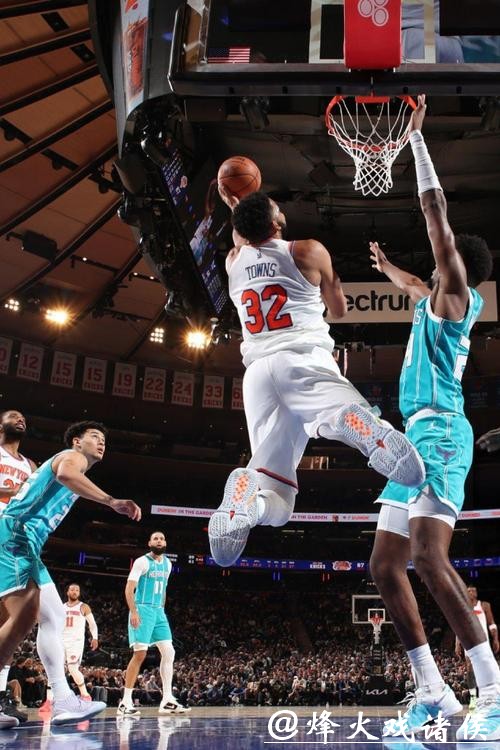 唐斯27+16尼克斯送黄蜂7连败 雷霆大胜猛龙